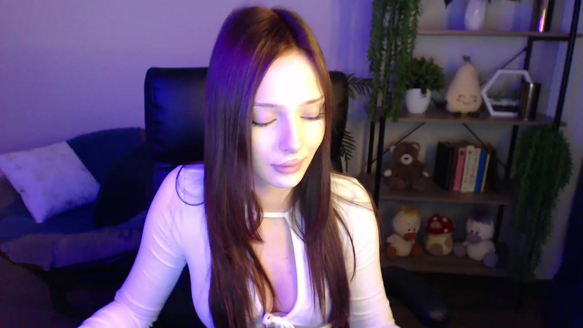 Gallery image thumbnail from KateManelli's myfreecams stream on, 03/24/2025, 13:14 image 1 of 20