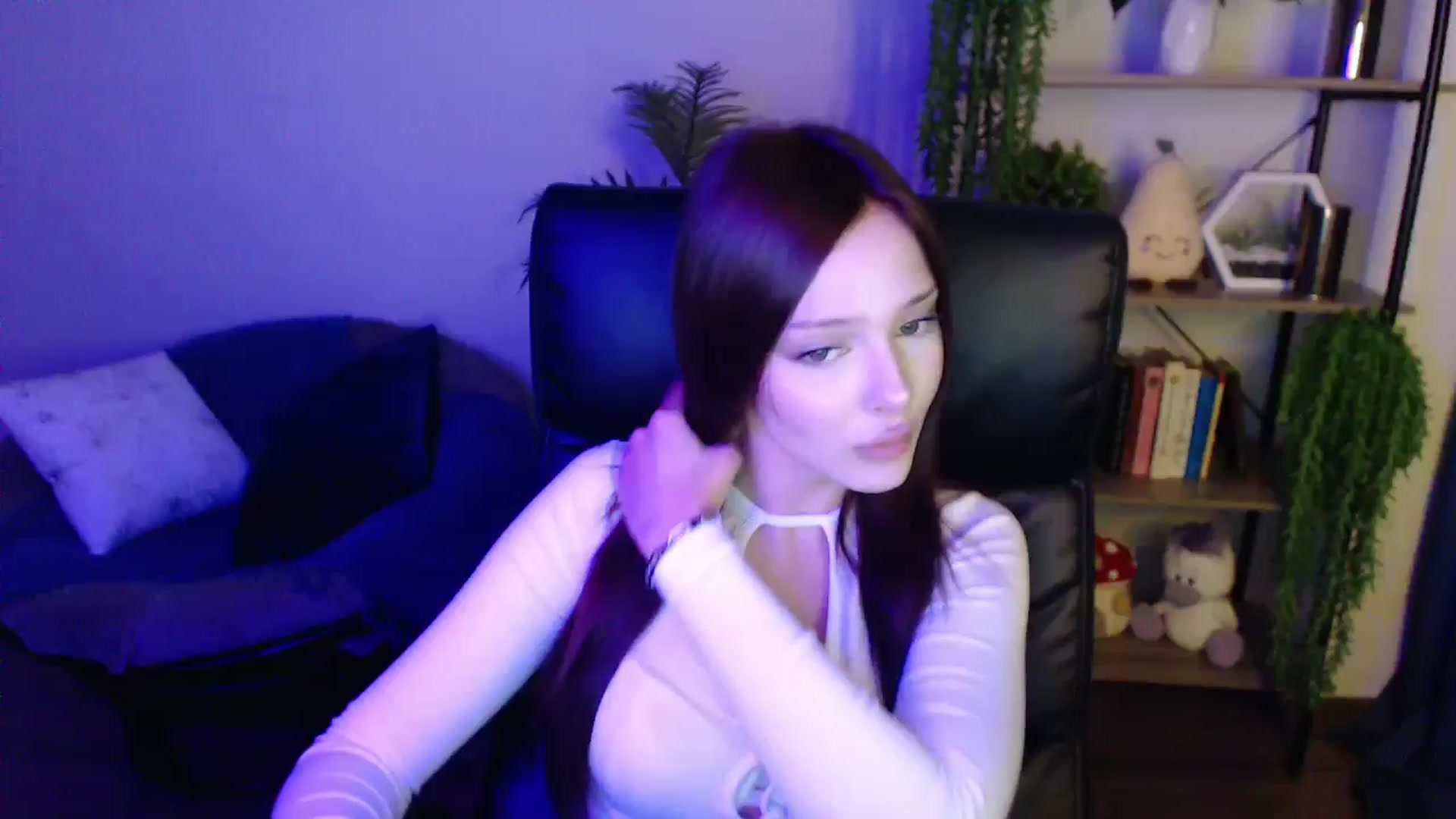 Gallery image thumbnail from KateManelli's myfreecams stream on, 03/24/2025, 14:48 image 2 of 20