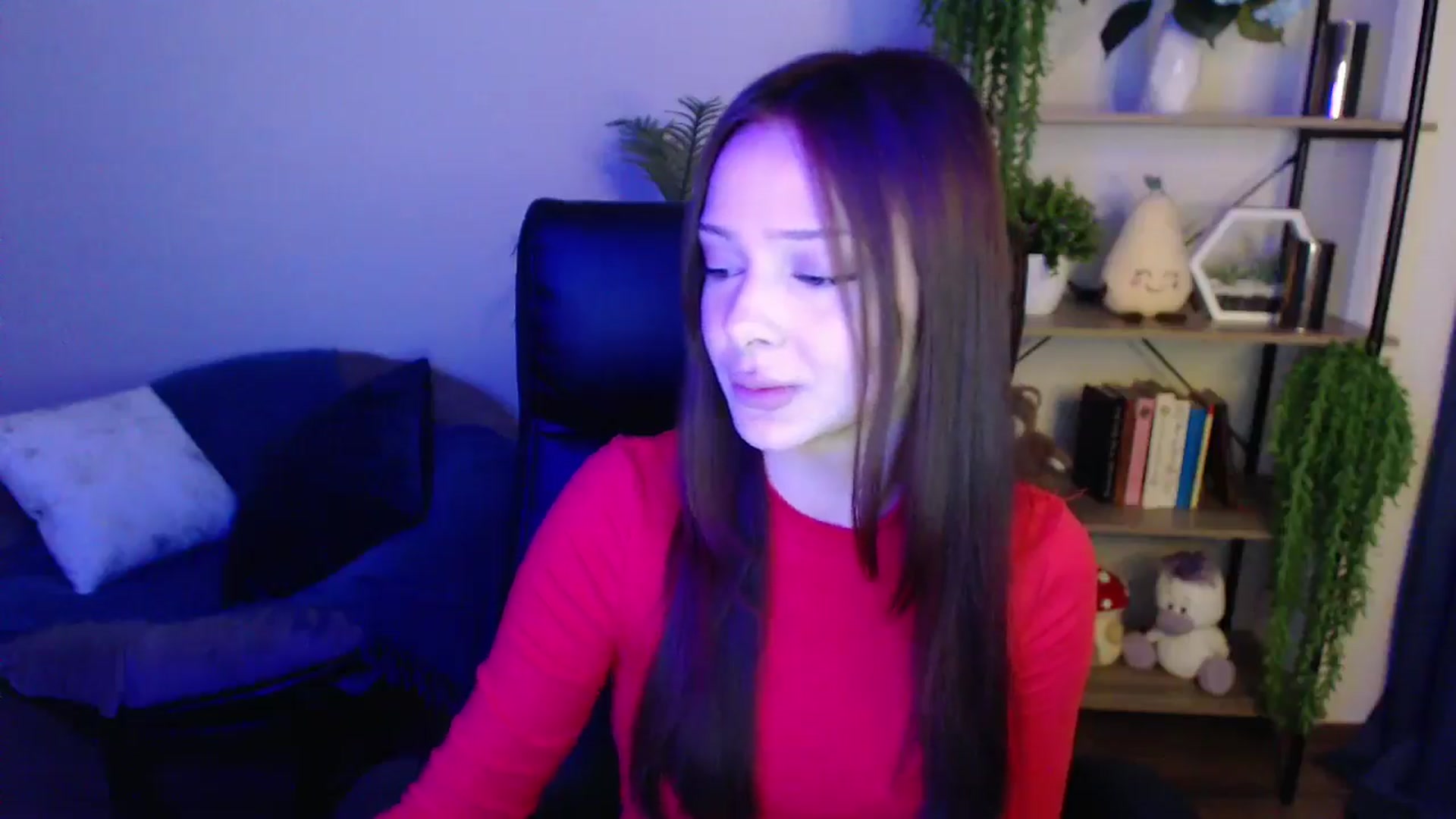 Gallery image thumbnail from KateManelli's myfreecams stream on, 03/25/2025, 10:51 image 17 of 20
