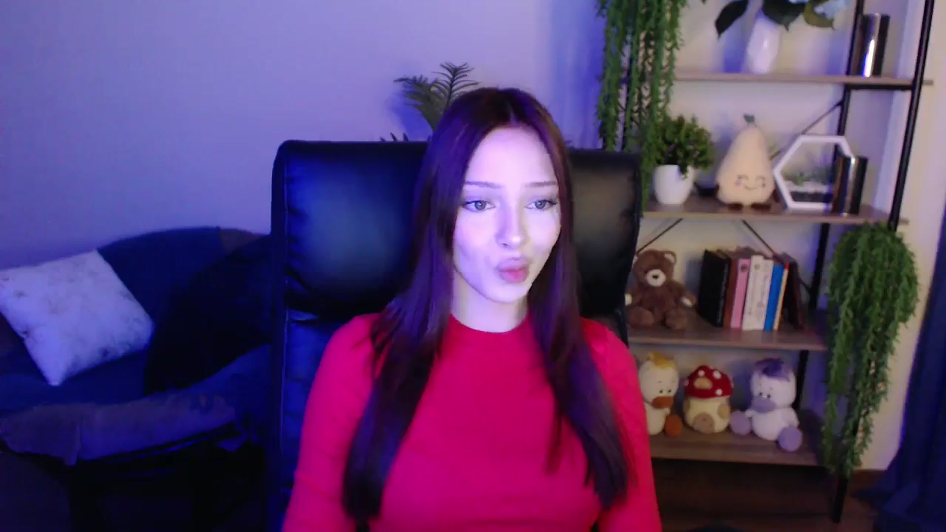 Gallery image thumbnail from KateManelli's myfreecams stream on, 03/25/2025, 10:51 image 11 of 20