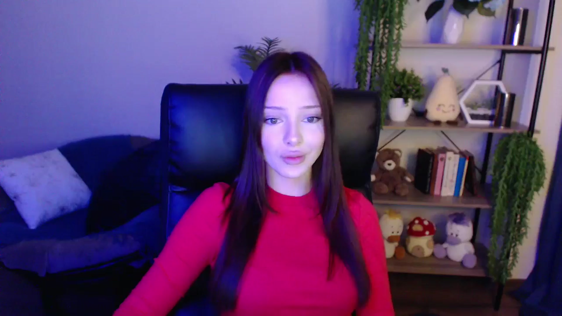 Gallery image thumbnail from KateManelli's myfreecams stream on, 03/25/2025, 10:51 image 13 of 20