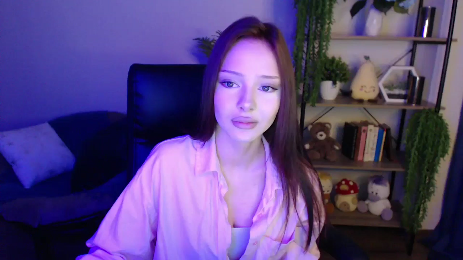 Gallery image thumbnail from KateManelli's myfreecams stream on, 03/26/2025, 10:00 image 3 of 20