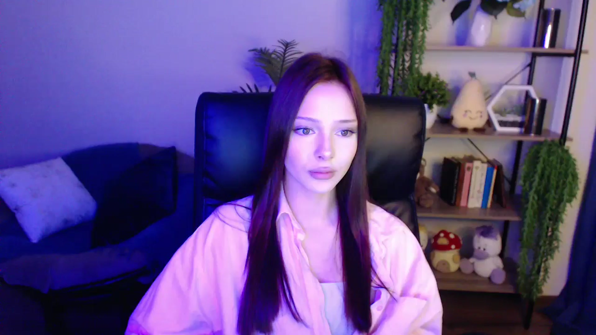 Gallery image thumbnail from KateManelli's myfreecams stream on, 03/26/2025, 14:24 image 10 of 20
