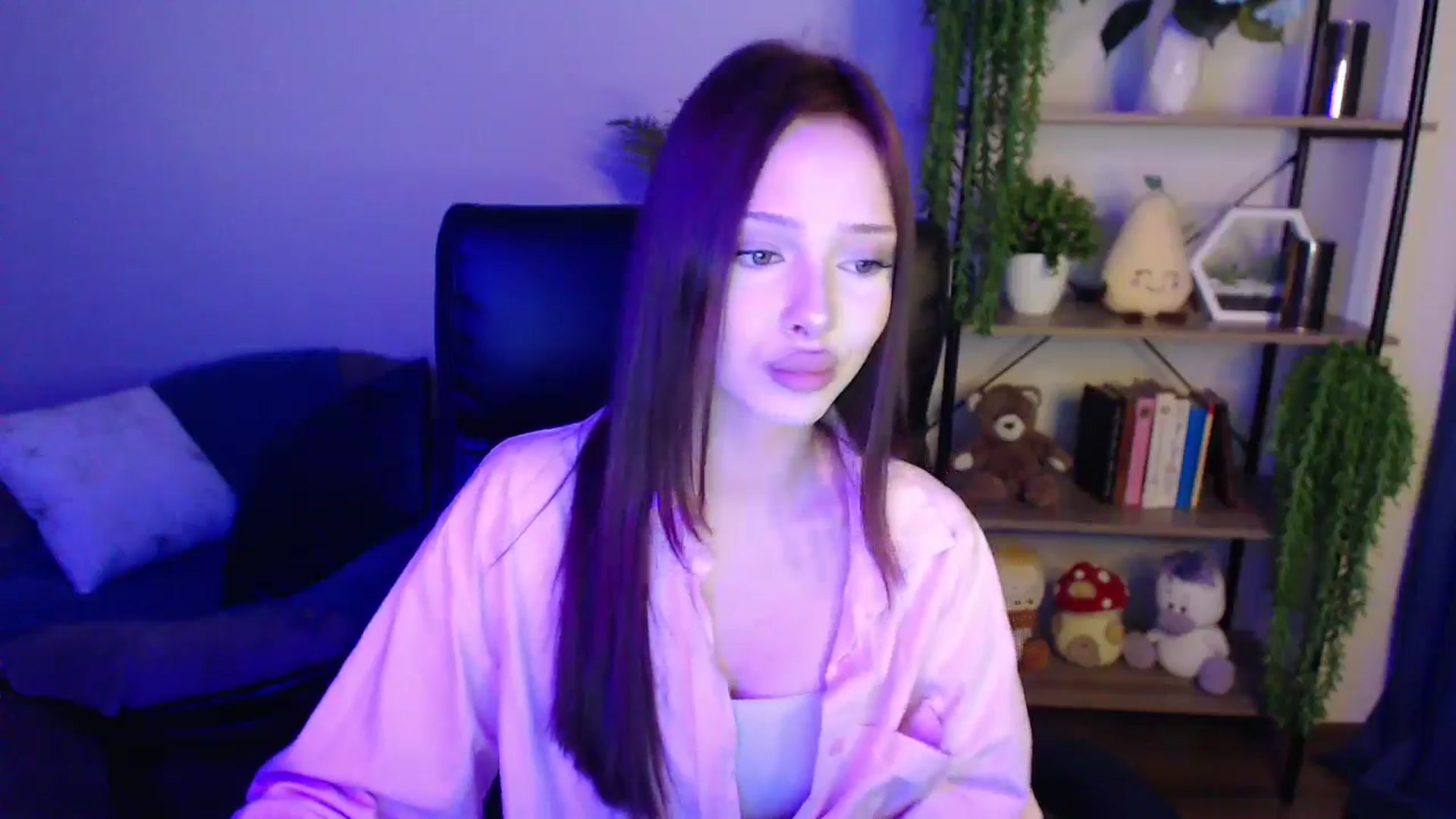 Gallery image thumbnail from KateManelli's myfreecams stream on, 03/26/2025, 14:24 image 13 of 20