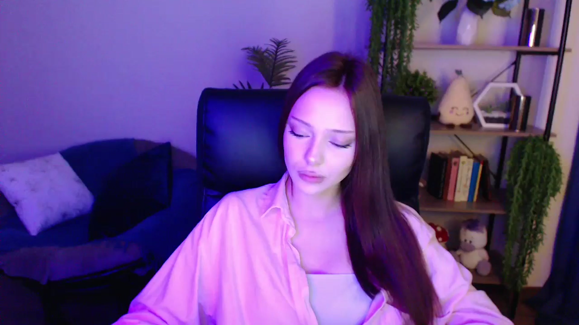 Gallery image thumbnail from KateManelli's myfreecams stream on, 03/26/2025, 14:24 image 2 of 20
