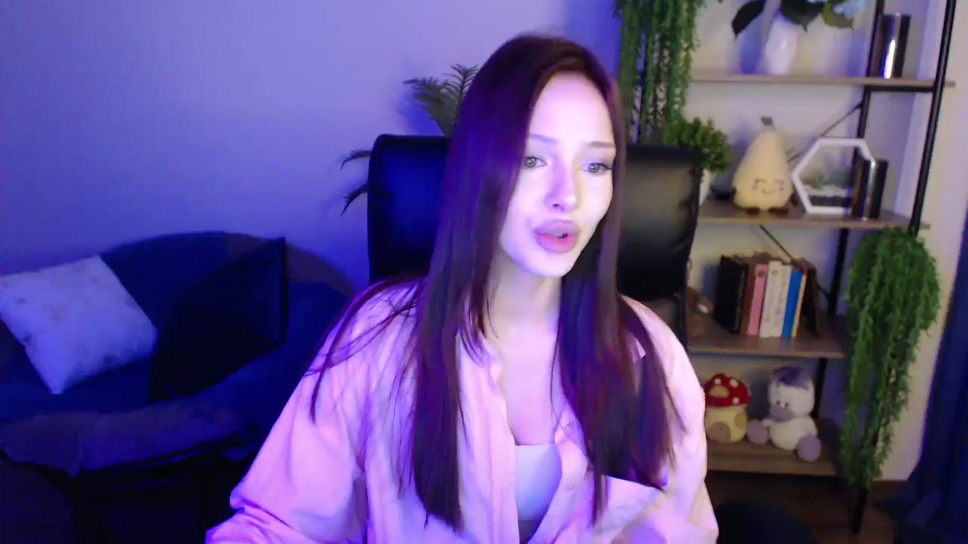 Gallery image thumbnail from KateManelli's myfreecams stream on, 03/26/2025, 14:24 image 5 of 20