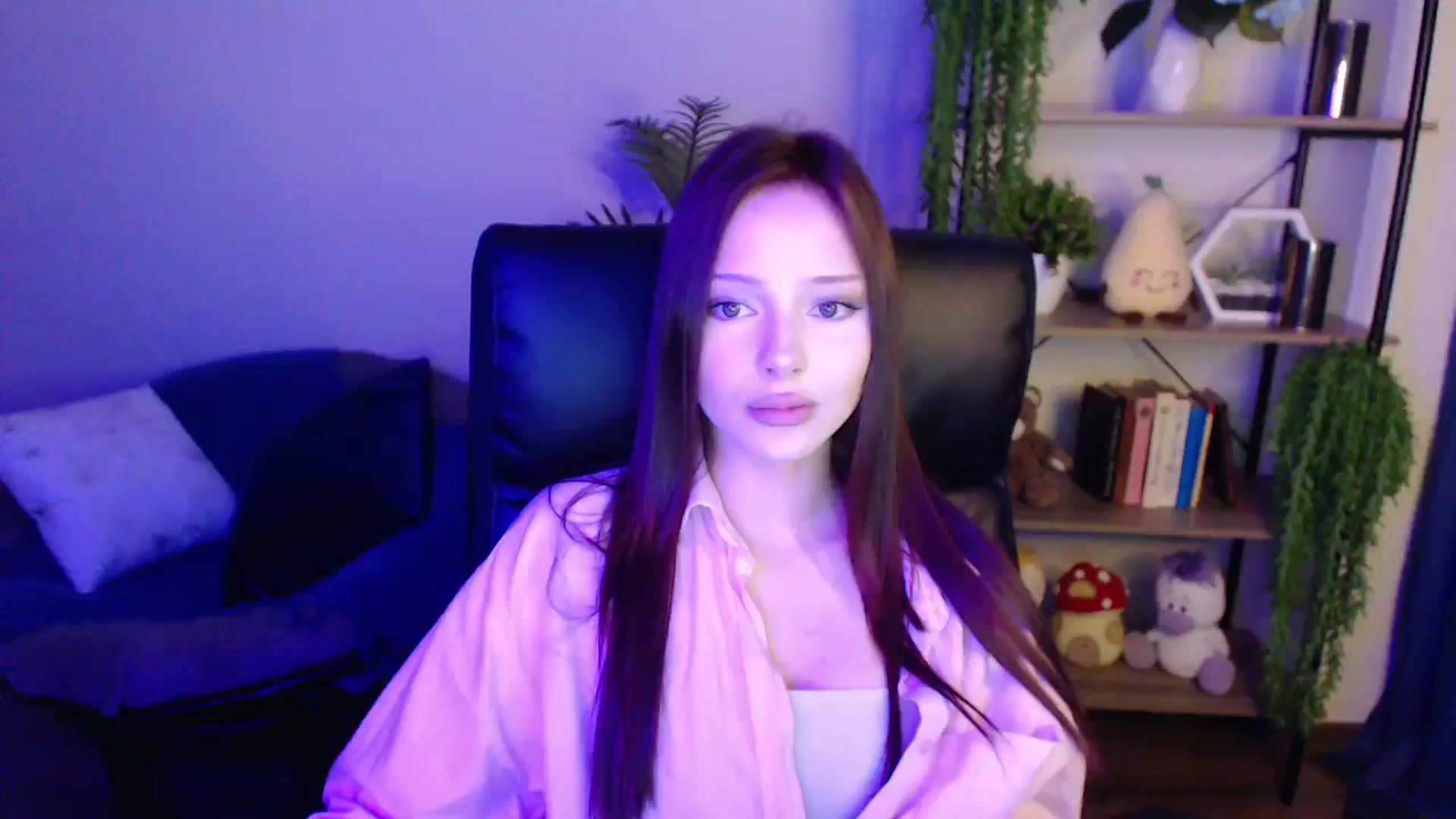 Gallery image thumbnail from KateManelli's myfreecams stream on, 03/26/2025, 14:24 image 8 of 20