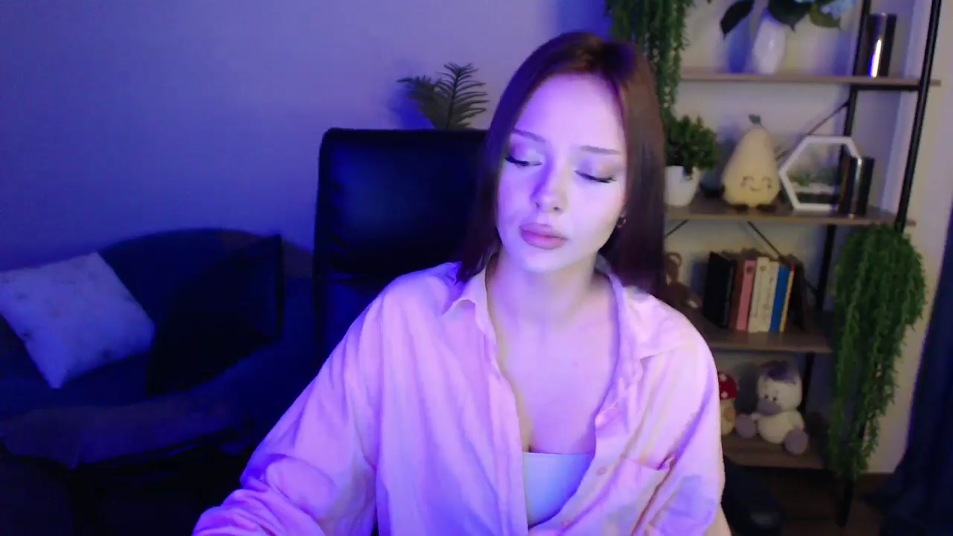 Gallery image thumbnail from KateManelli's myfreecams stream on, 03/26/2025, 14:52 image 3 of 20