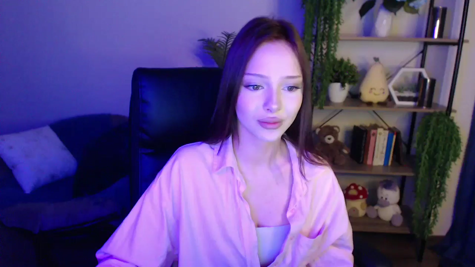 Gallery image thumbnail from KateManelli's myfreecams stream on, 03/26/2025, 14:52 image 20 of 20