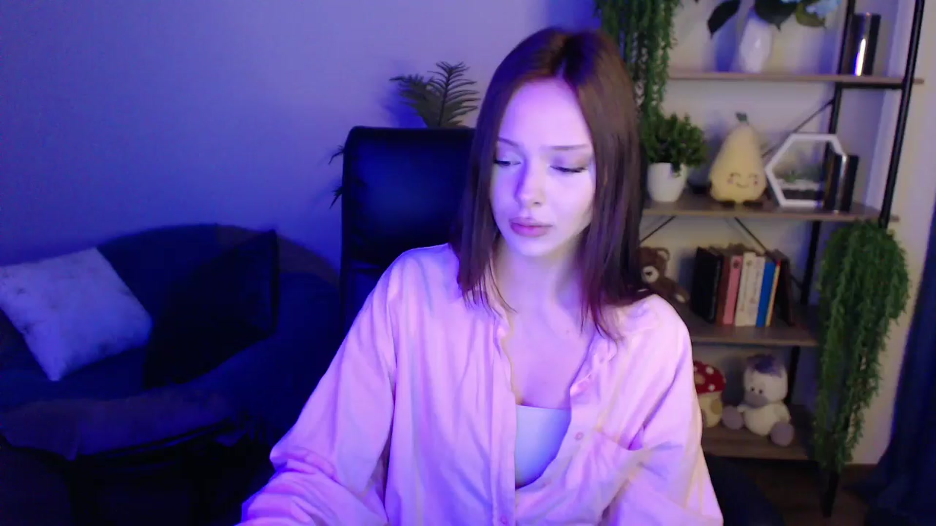 Gallery image thumbnail from KateManelli's myfreecams stream on, 03/26/2025, 14:52 image 14 of 20