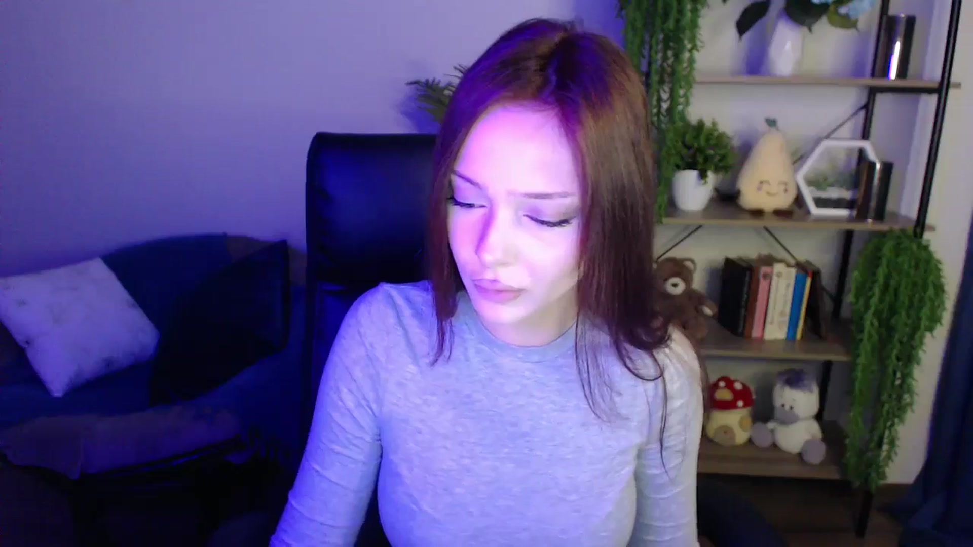 Gallery image thumbnail from KateManelli's myfreecams stream on, 03/28/2025, 09:59 image 9 of 20