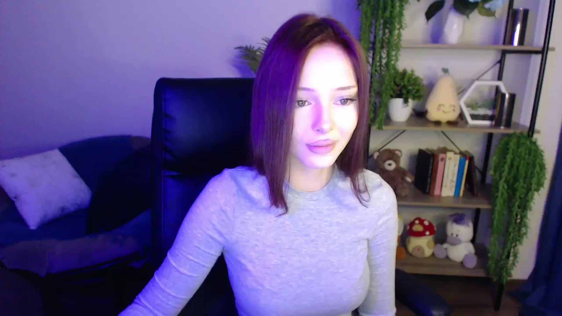 Gallery image thumbnail from KateManelli's myfreecams stream on, 03/28/2025, 09:59 image 16 of 20
