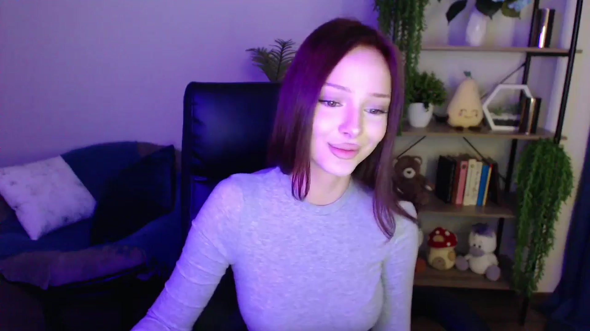 Gallery image thumbnail from KateManelli's myfreecams stream on, 03/28/2025, 11:10 image 9 of 20