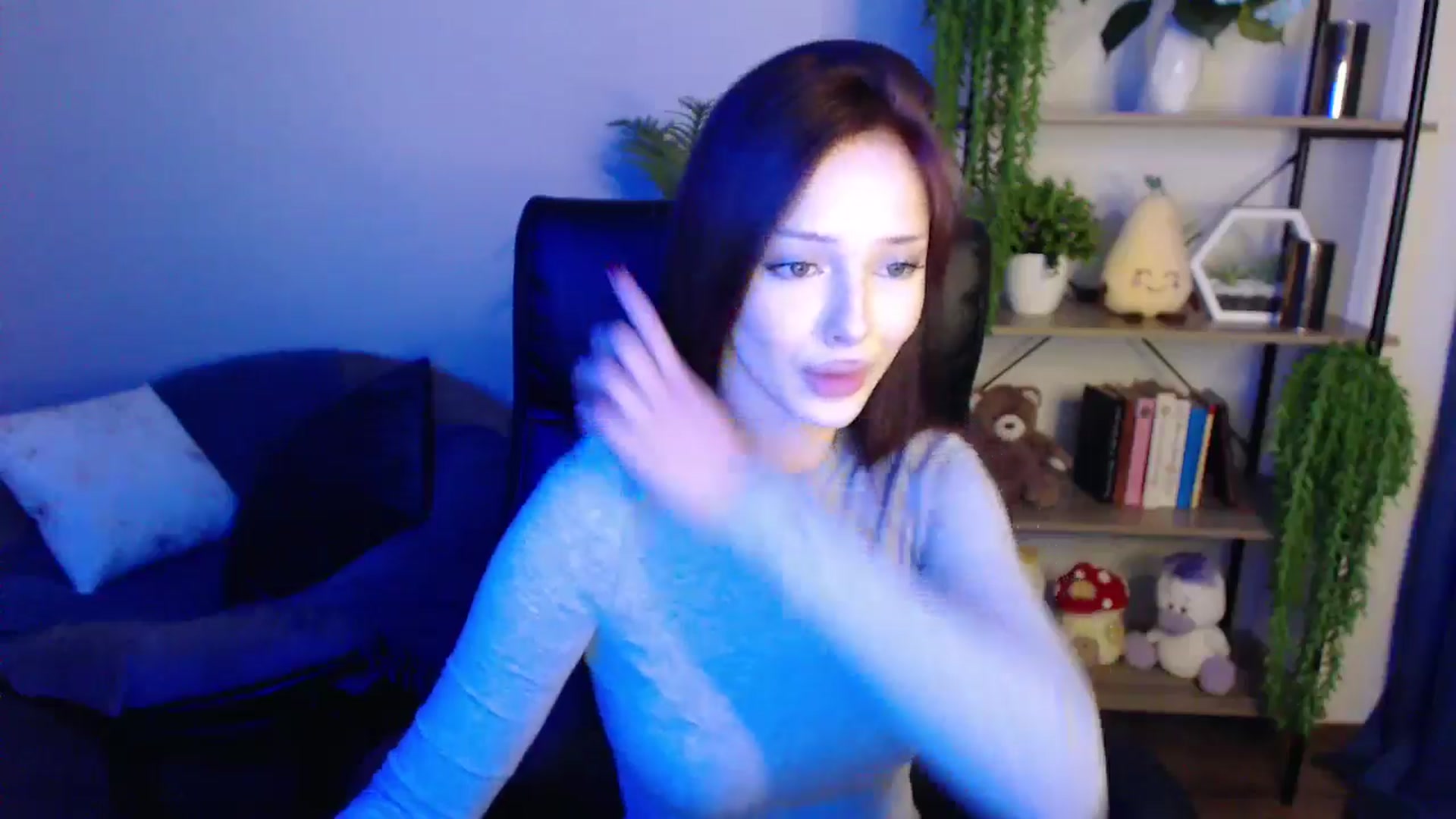 Gallery image thumbnail from KateManelli's myfreecams stream on, 03/28/2025, 14:54 image 9 of 20