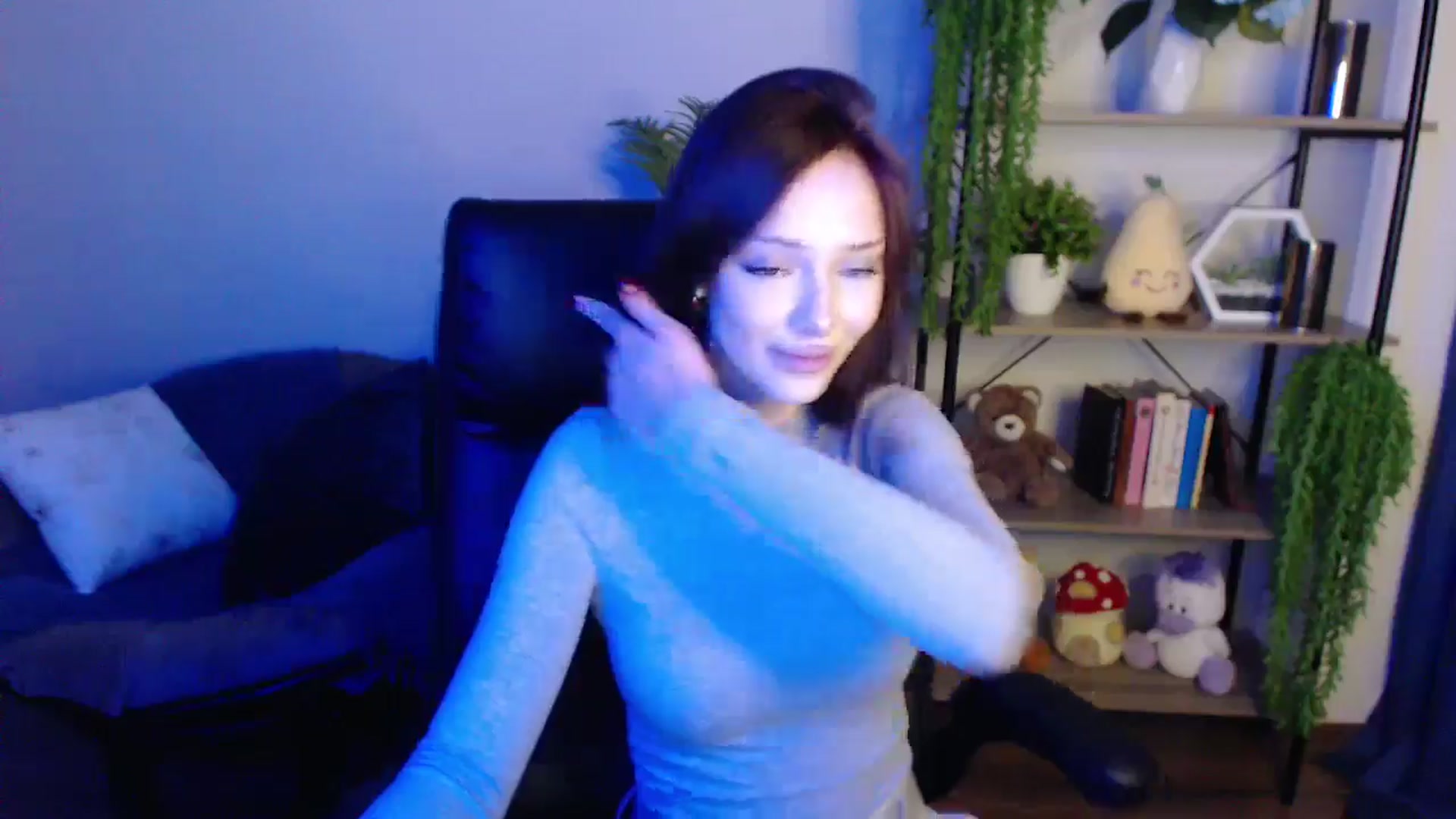 Gallery image thumbnail from KateManelli's myfreecams stream on, 03/28/2025, 14:54 image 10 of 20