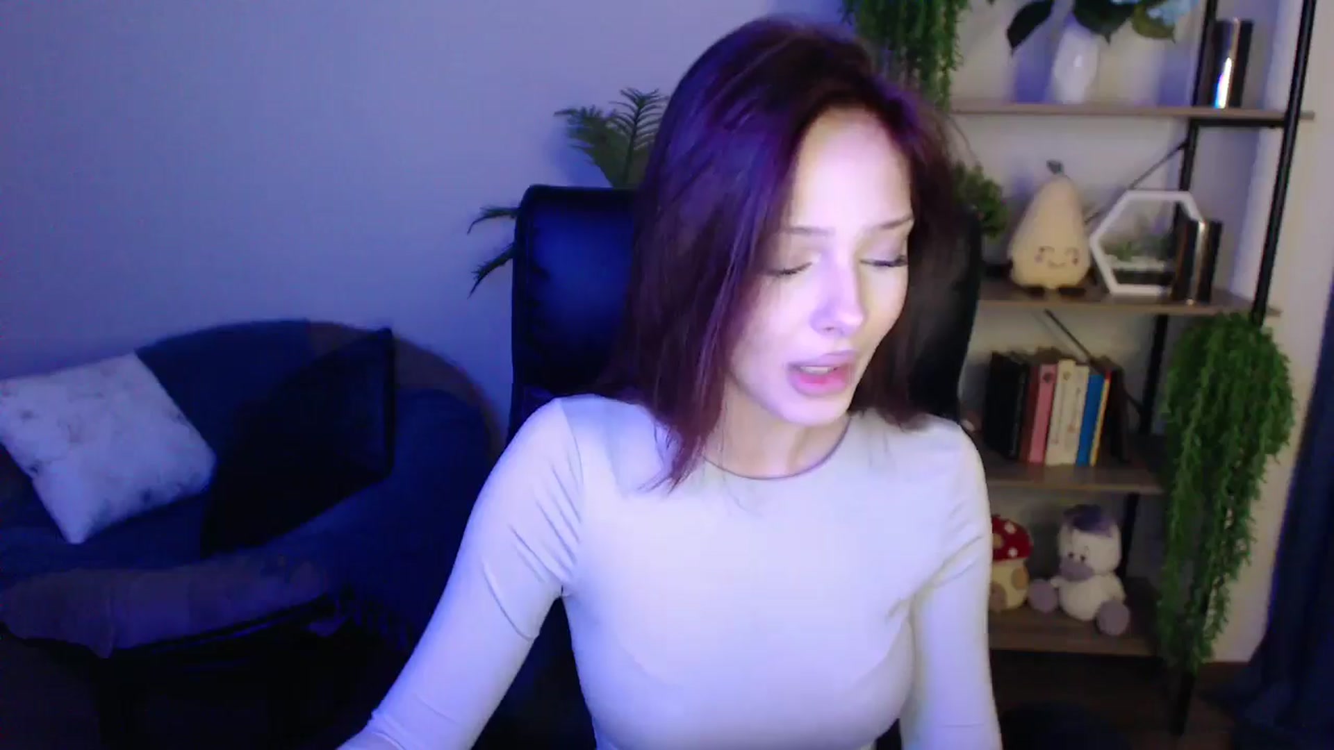 Gallery image thumbnail from KateManelli's myfreecams stream on, 03/29/2025, 12:41 image 19 of 20