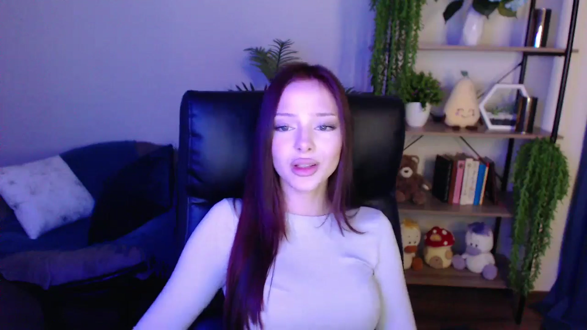 Gallery image thumbnail from KateManelli's myfreecams stream on, 03/29/2025, 12:41 image 14 of 20