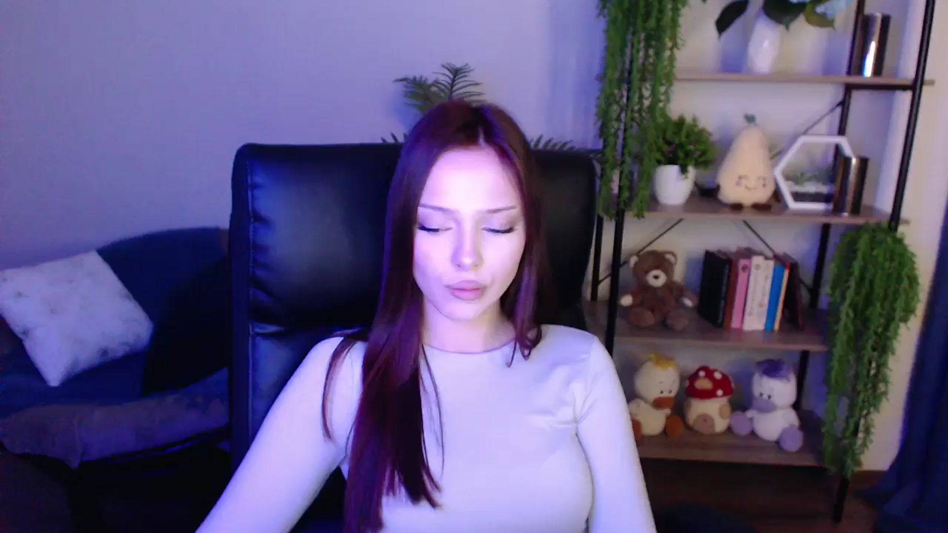 Gallery image thumbnail from KateManelli's myfreecams stream on, 03/29/2025, 12:41 image 2 of 20