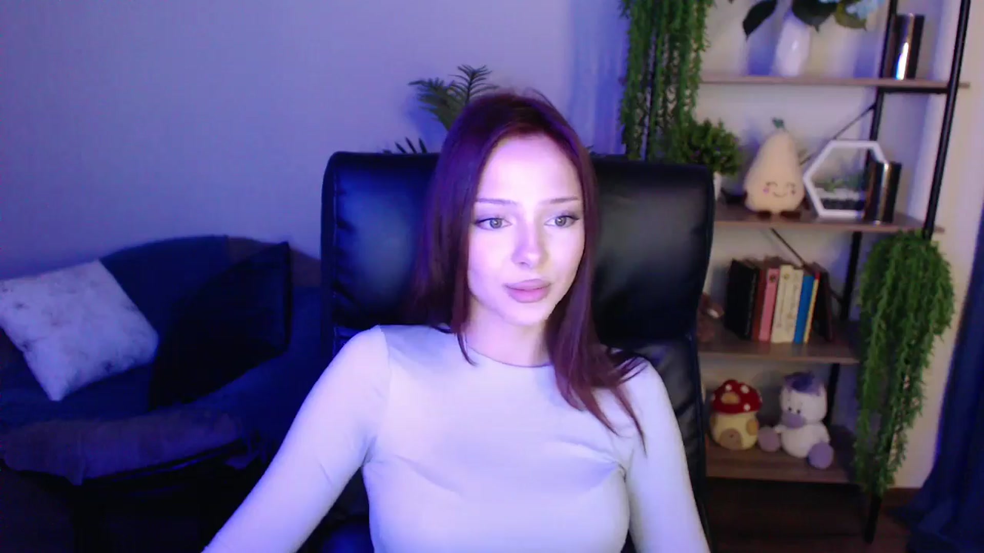 Gallery image thumbnail from KateManelli's myfreecams stream on, 03/29/2025, 13:36 image 15 of 20
