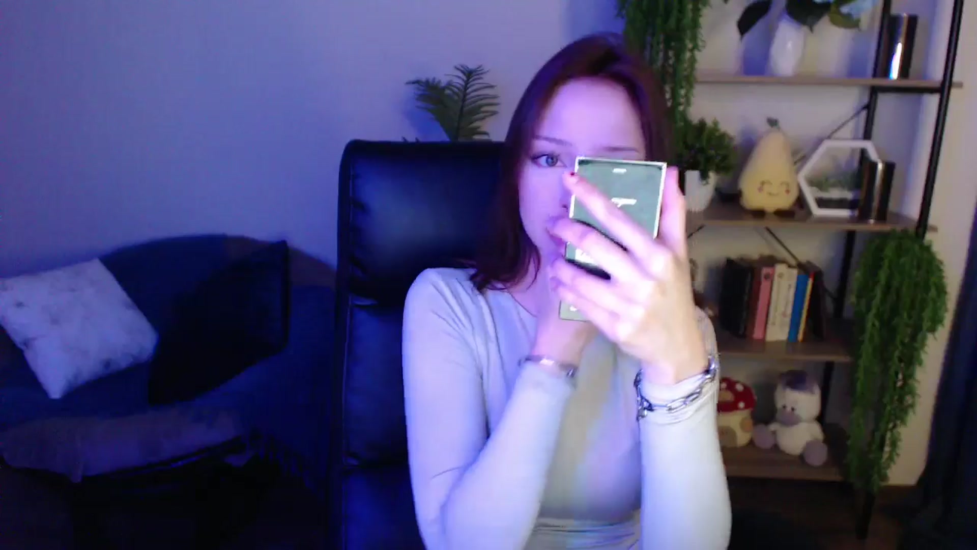 Gallery image thumbnail from KateManelli's myfreecams stream on, 03/29/2025, 14:34 image 19 of 20