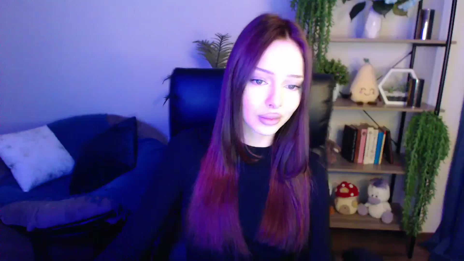 Gallery image thumbnail from KateManelli's myfreecams stream on, 03/31/2025, 08:49 image 15 of 20
