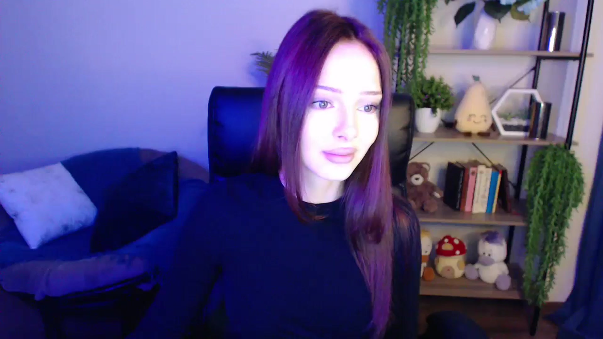 Gallery image thumbnail from KateManelli's myfreecams stream on, 03/31/2025, 08:49 image 11 of 20