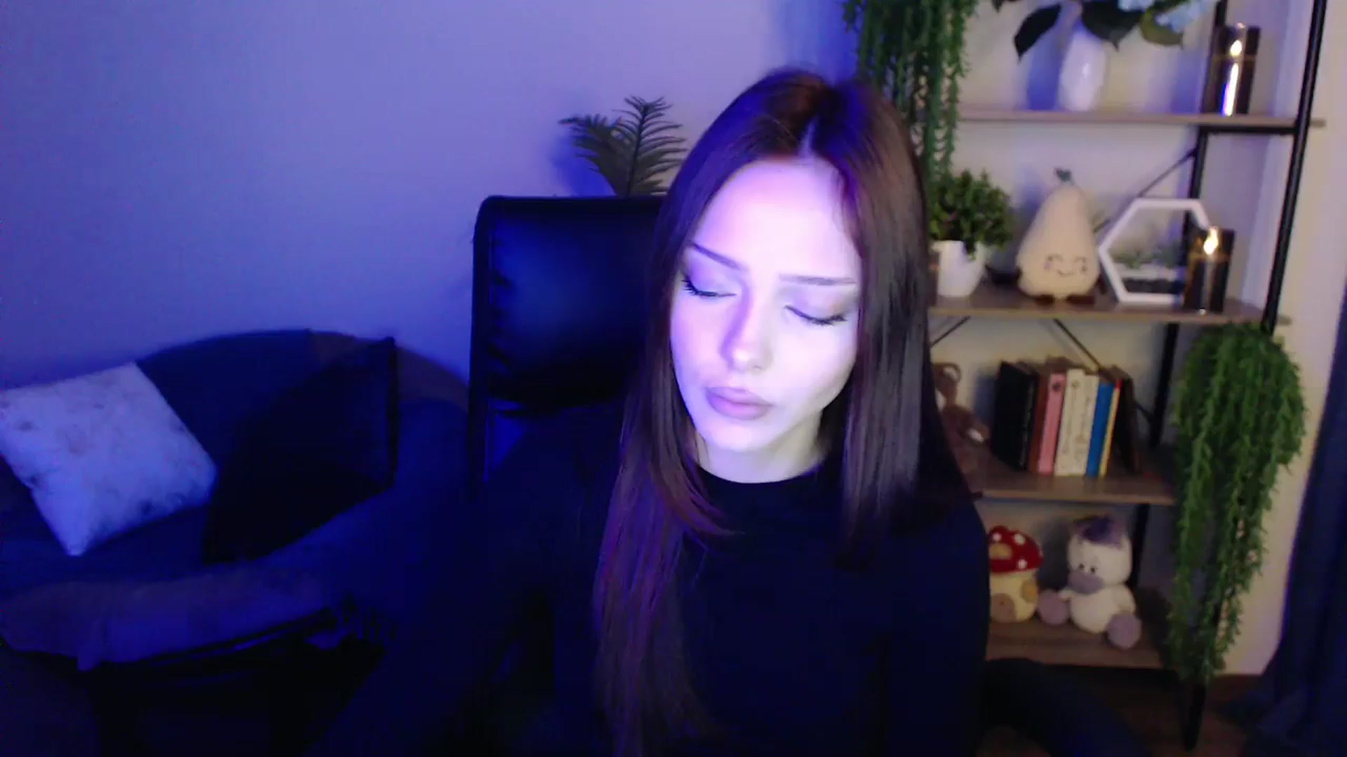 Gallery image thumbnail from KateManelli's myfreecams stream on, 03/31/2025, 09:28 image 15 of 20