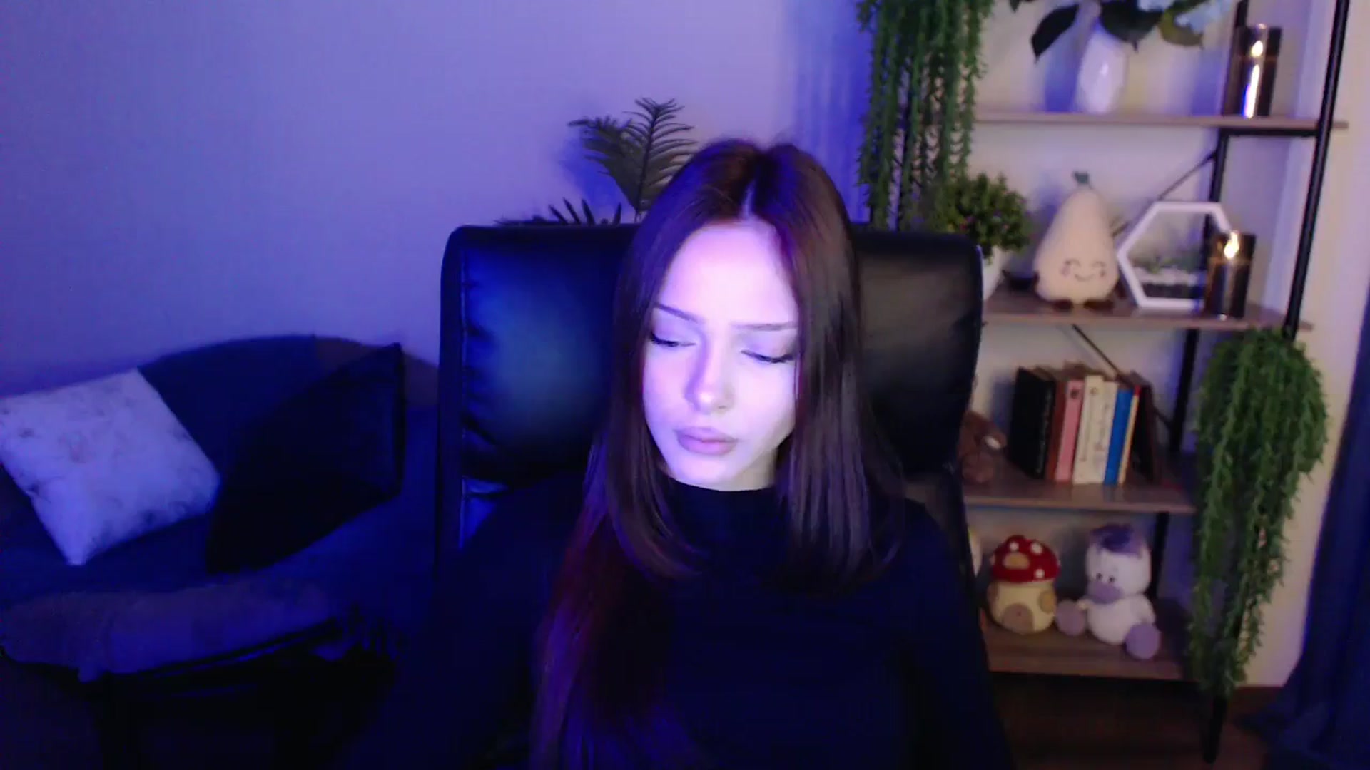 Gallery image thumbnail from KateManelli's myfreecams stream on, 03/31/2025, 09:28 image 14 of 20