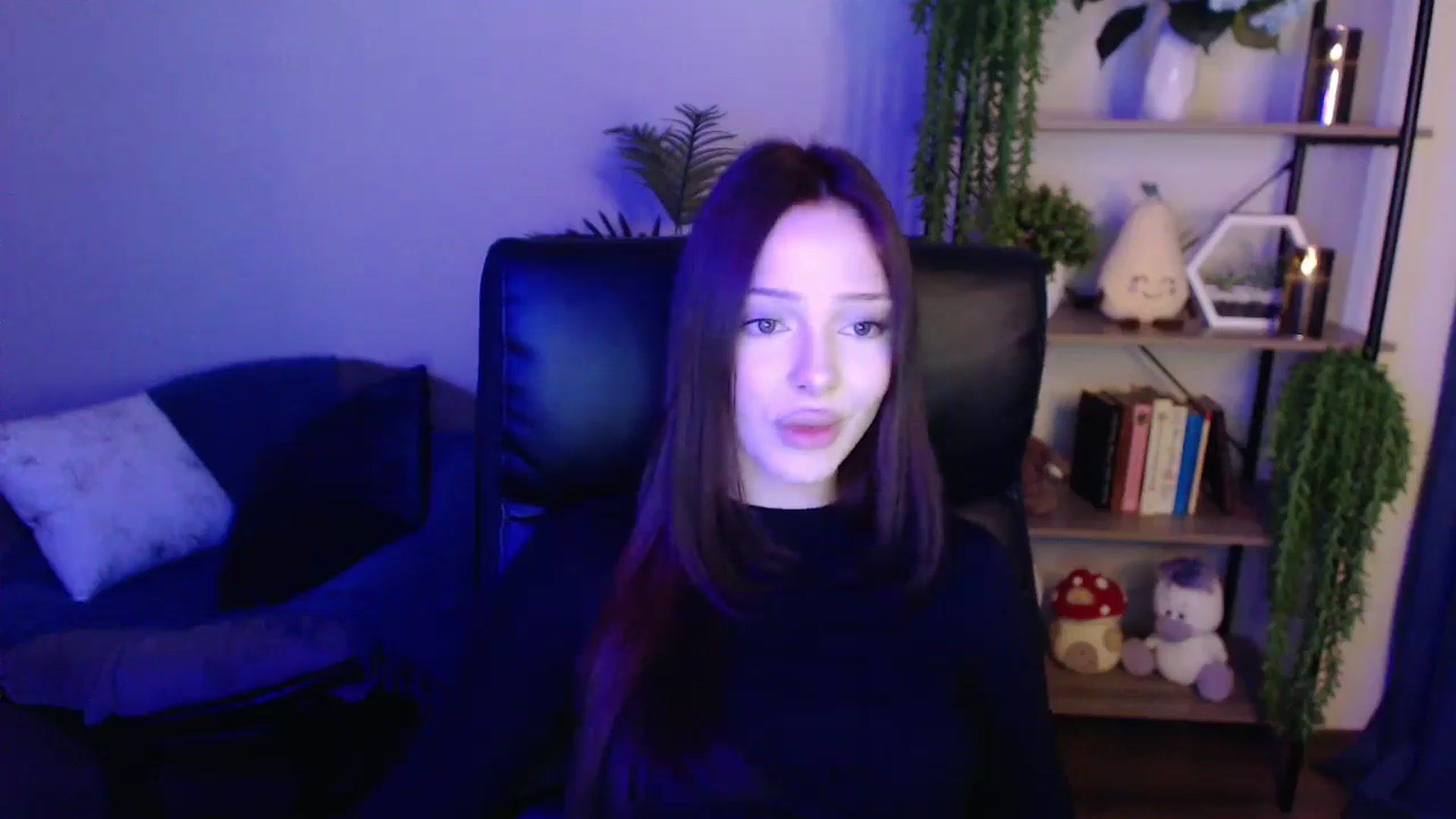 Gallery image thumbnail from KateManelli's myfreecams stream on, 03/31/2025, 09:28 image 11 of 20