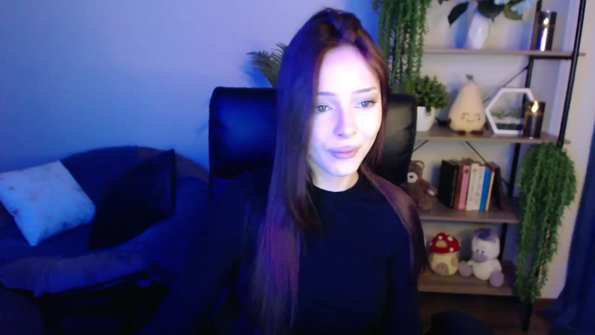 Gallery image thumbnail from KateManelli's myfreecams stream on, 03/31/2025, 11:03 image 2 of 20