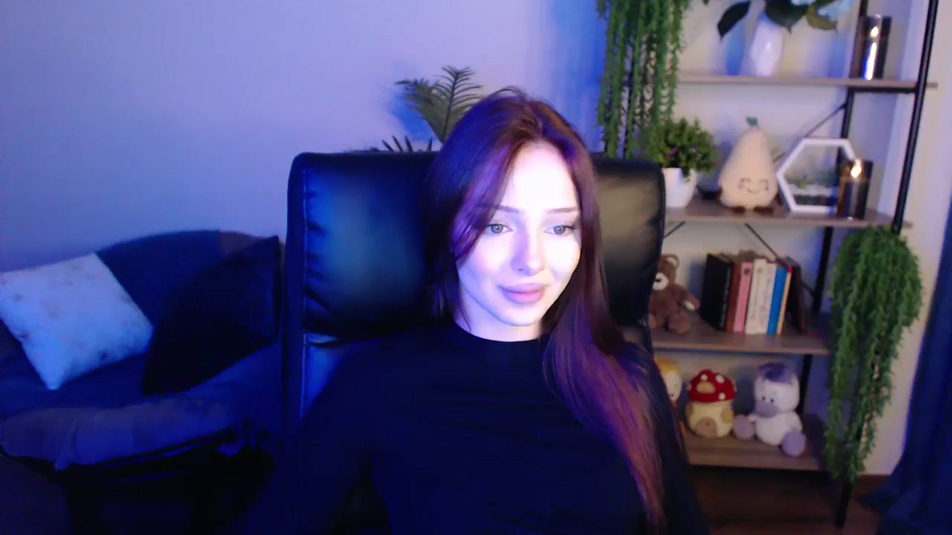 Gallery image thumbnail from KateManelli's myfreecams stream on, 03/31/2025, 12:15 image 11 of 20