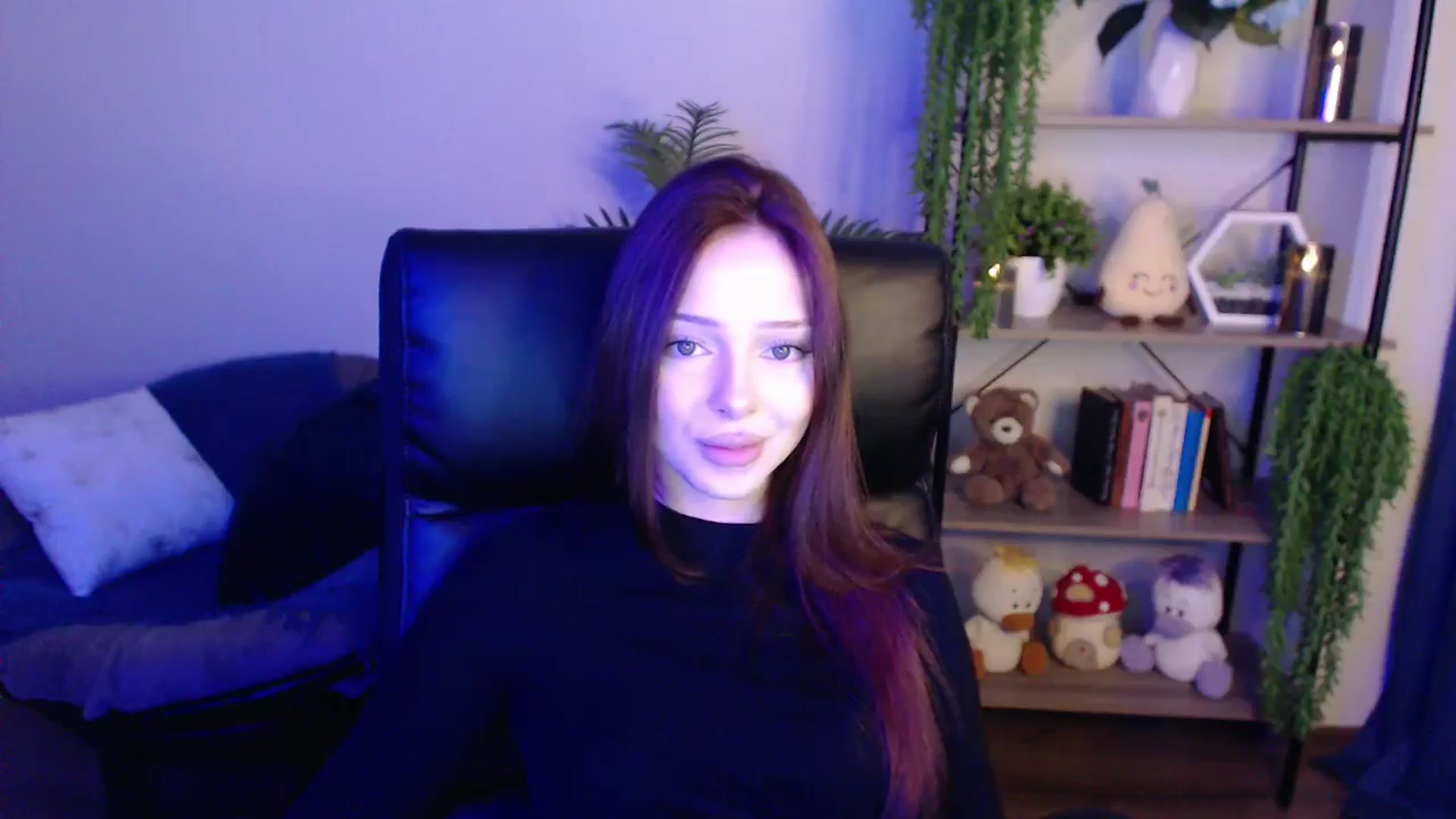 Gallery image thumbnail from KateManelli's myfreecams stream on, 03/31/2025, 12:15 image 5 of 20
