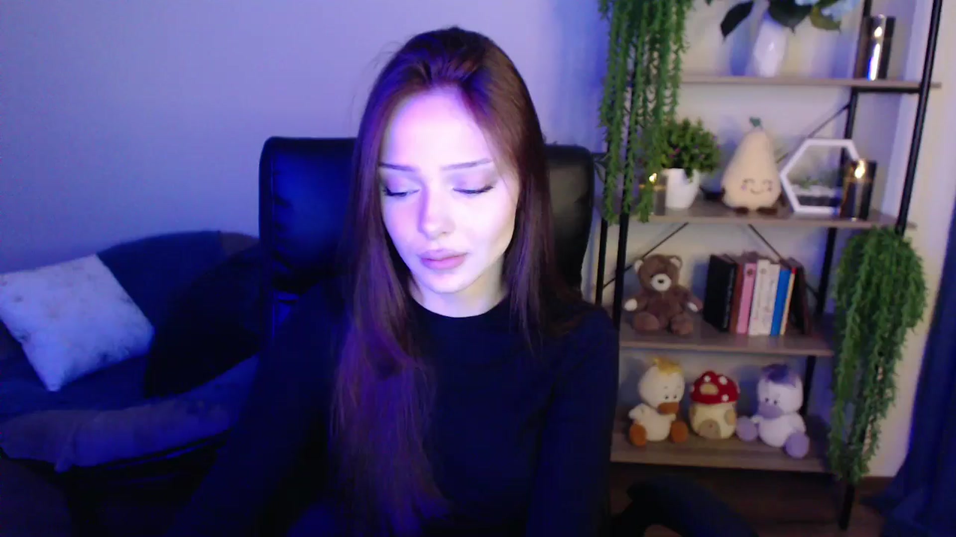 Gallery image thumbnail from KateManelli's myfreecams stream on, 03/31/2025, 12:51 image 4 of 20