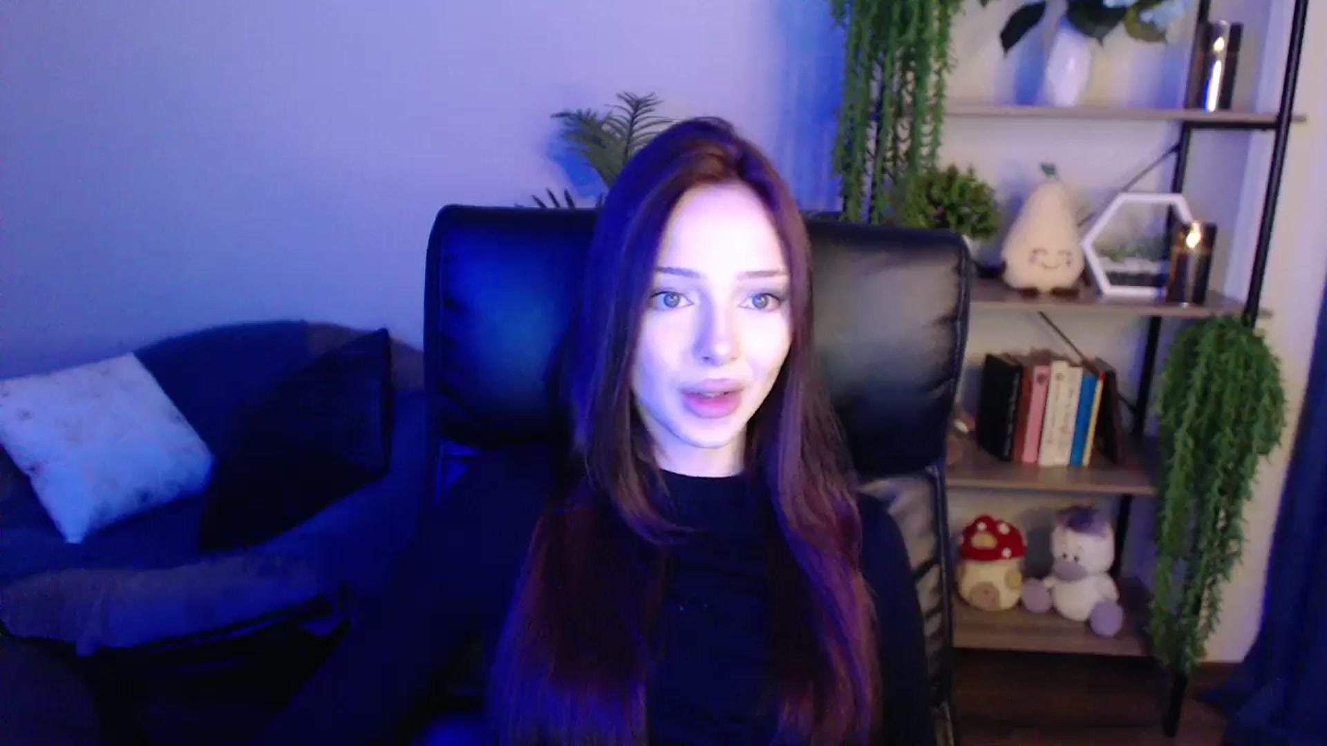 Gallery image thumbnail from KateManelli's myfreecams stream on, 03/31/2025, 12:51 image 20 of 20