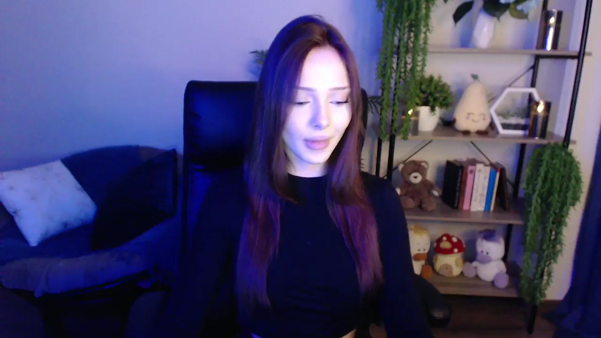 Gallery image thumbnail from KateManelli's myfreecams stream on, 03/31/2025, 12:51 image 14 of 20