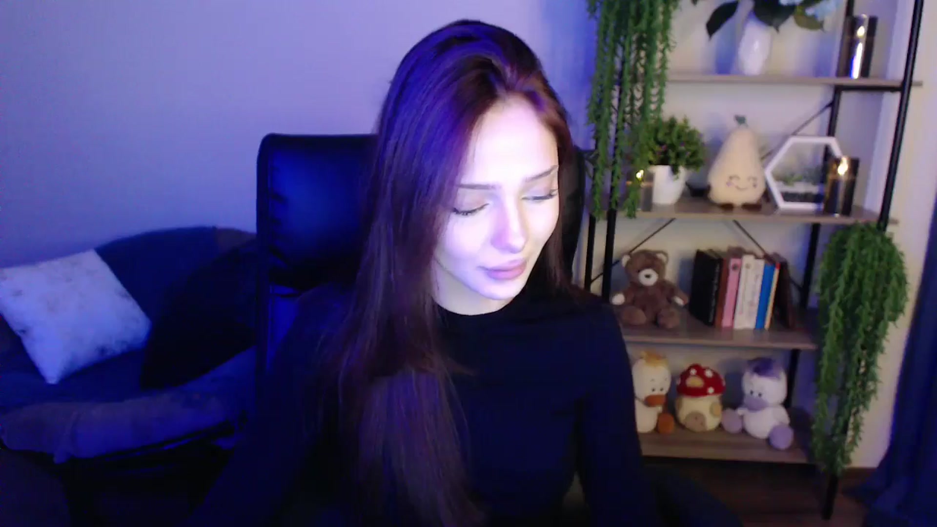 Gallery image thumbnail from KateManelli's myfreecams stream on, 03/31/2025, 12:51 image 2 of 20