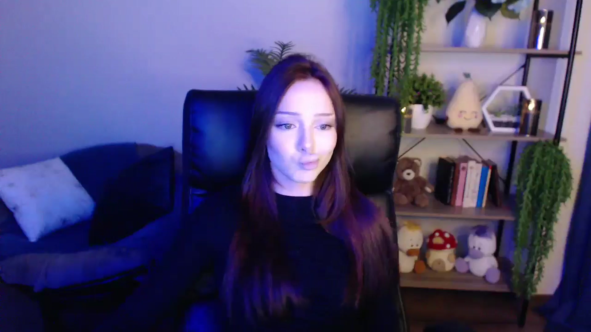 Gallery image thumbnail from KateManelli's myfreecams stream on, 03/31/2025, 13:48 image 3 of 20