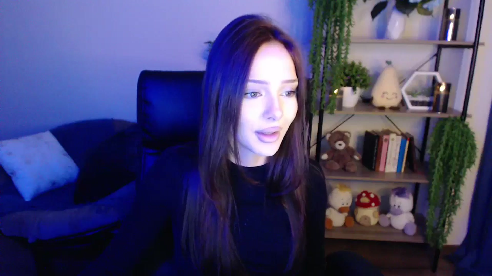 Gallery image thumbnail from KateManelli's myfreecams stream on, 03/31/2025, 13:48 image 5 of 20