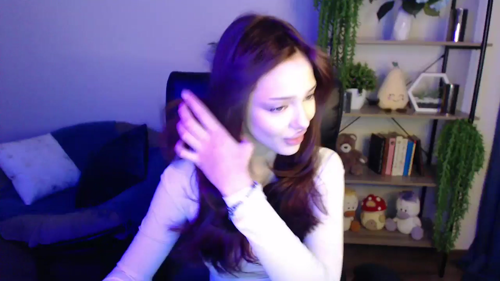 Gallery image thumbnail from KateManelli's myfreecams stream on, 04/01/2025, 08:52 image 1 of 20
