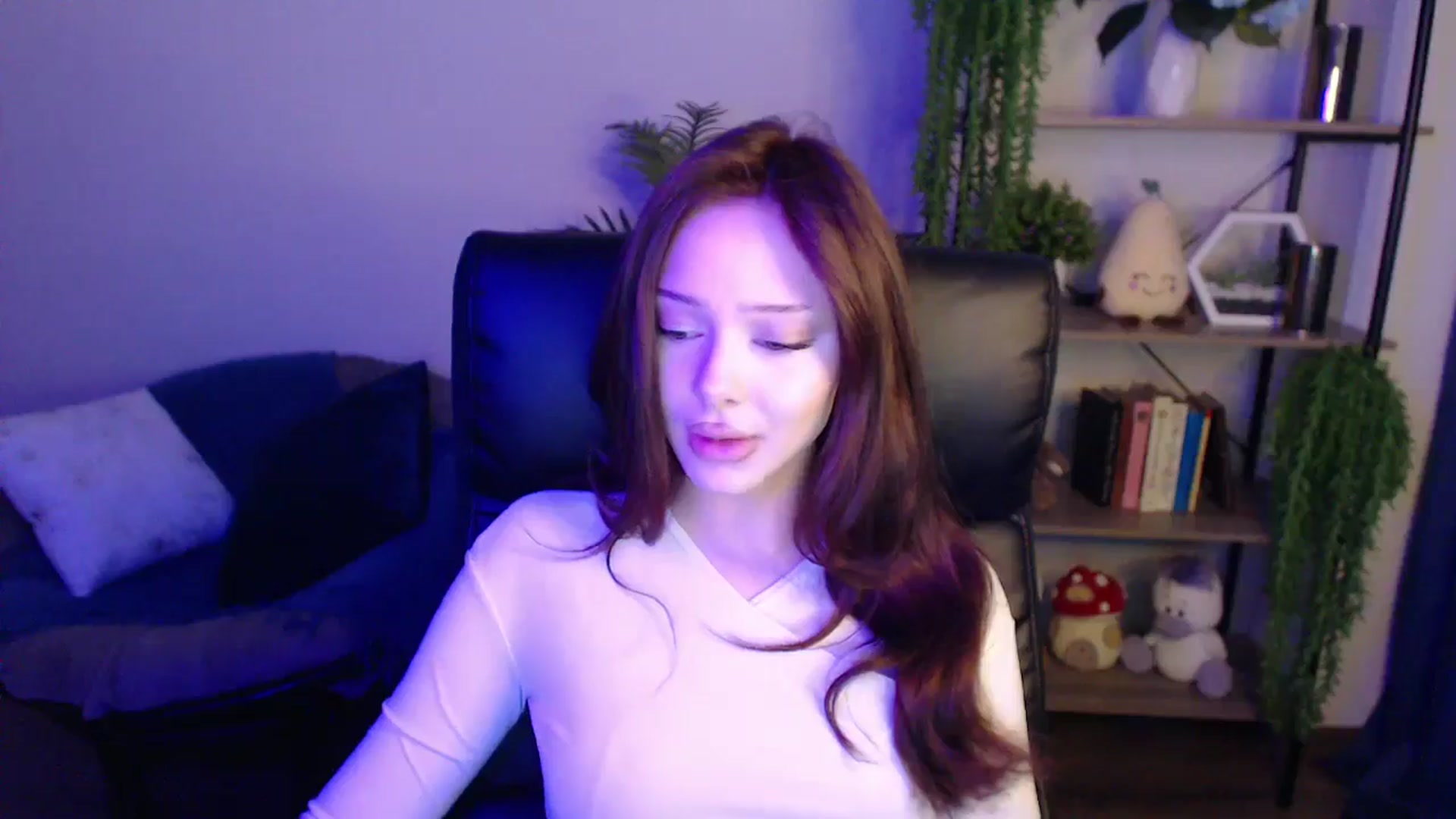 Gallery image thumbnail from KateManelli's myfreecams stream on, 04/01/2025, 09:17 image 17 of 20