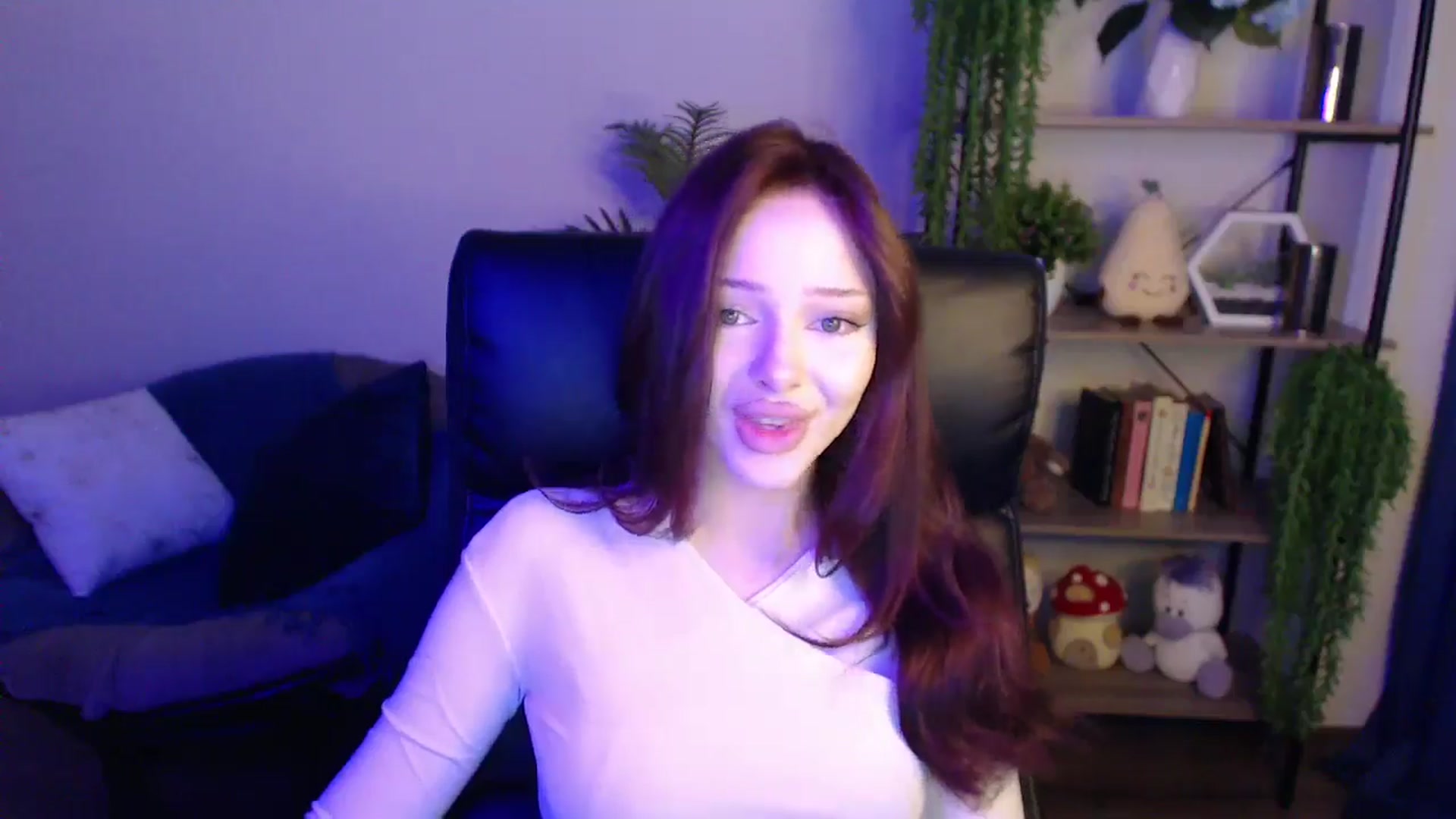 Gallery image thumbnail from KateManelli's myfreecams stream on, 04/01/2025, 09:17 image 20 of 20
