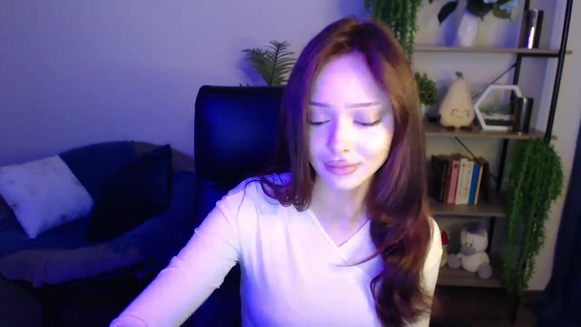 Gallery image thumbnail from KateManelli's myfreecams stream on, 04/01/2025, 09:17 image 9 of 20