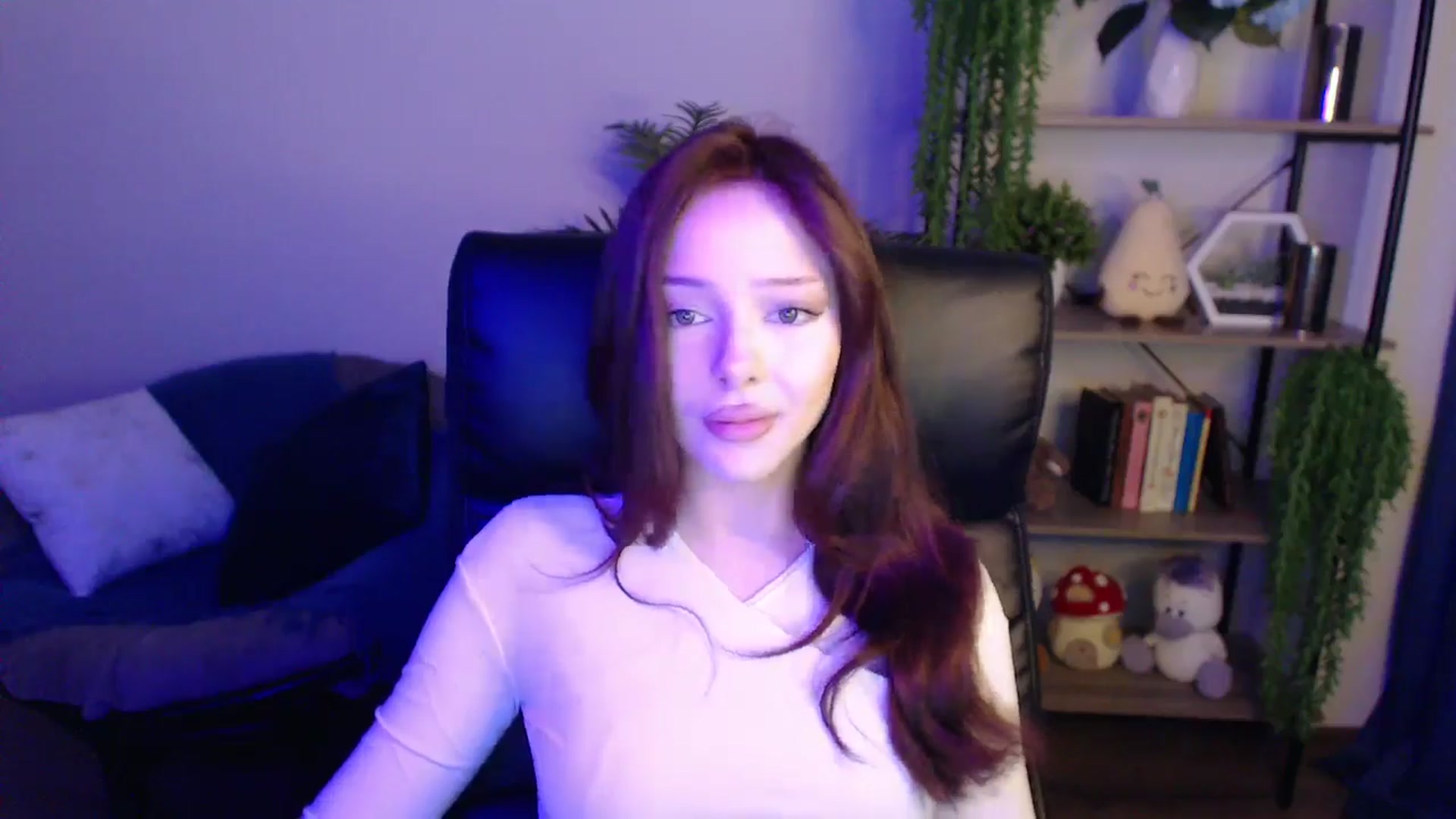 Gallery image thumbnail from KateManelli's myfreecams stream on, 04/01/2025, 09:17 image 19 of 20