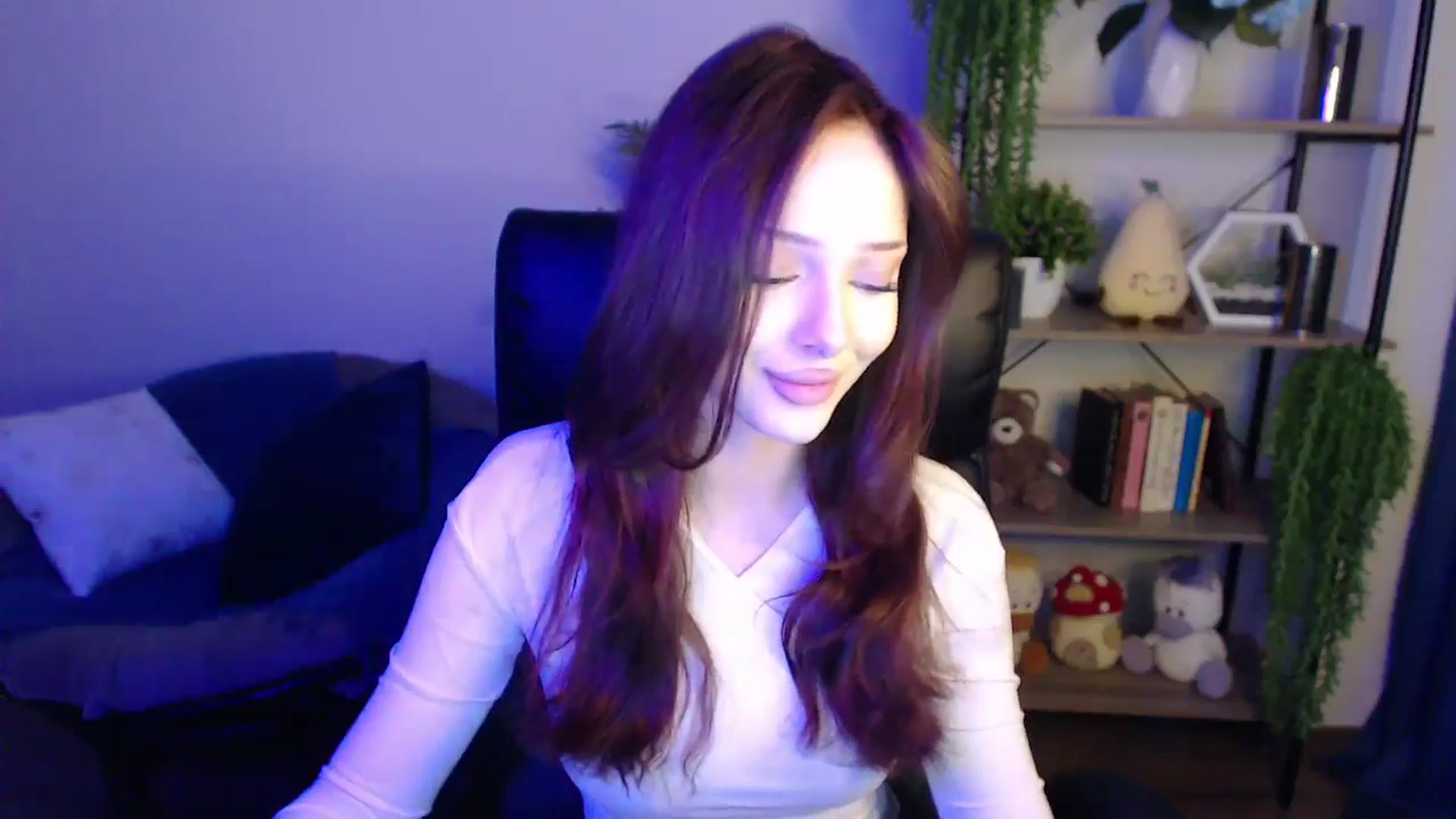 Gallery image thumbnail from KateManelli's myfreecams stream on, 04/01/2025, 09:54 image 4 of 20