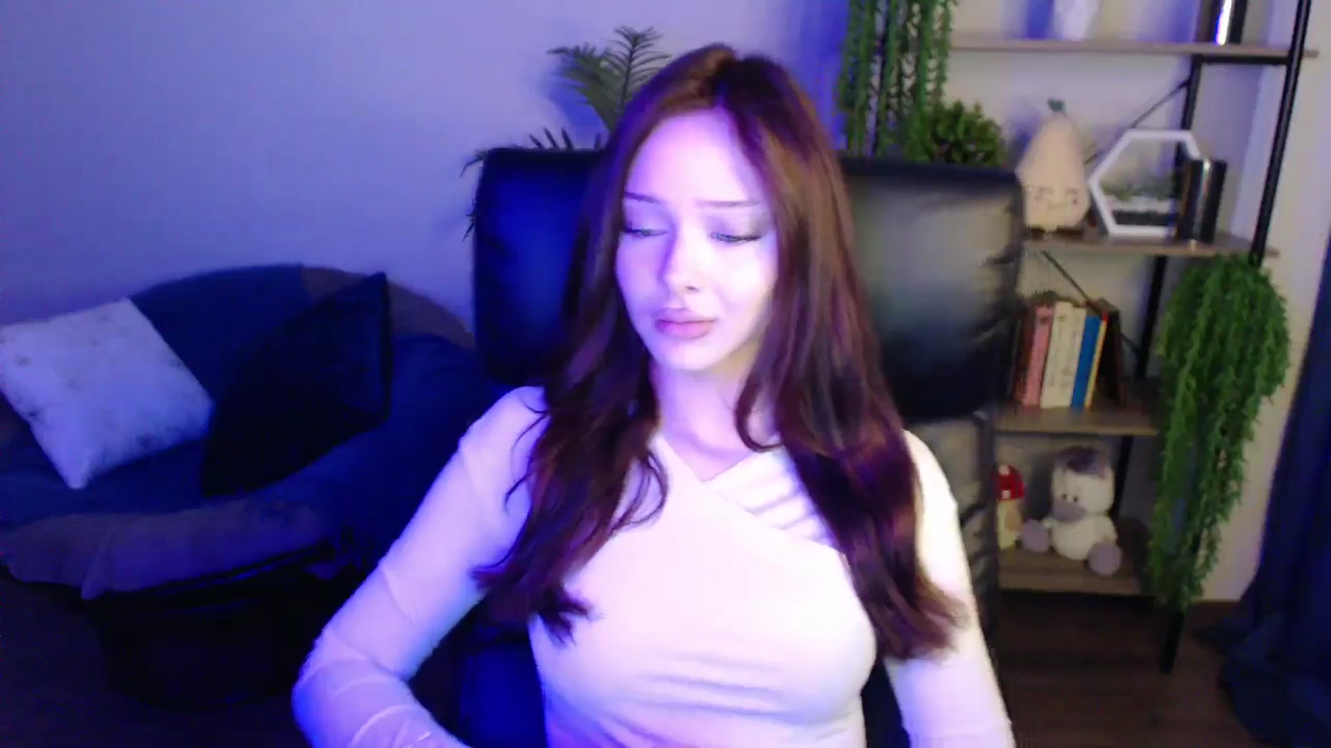 Gallery image thumbnail from KateManelli's myfreecams stream on, 04/01/2025, 11:00 image 7 of 20