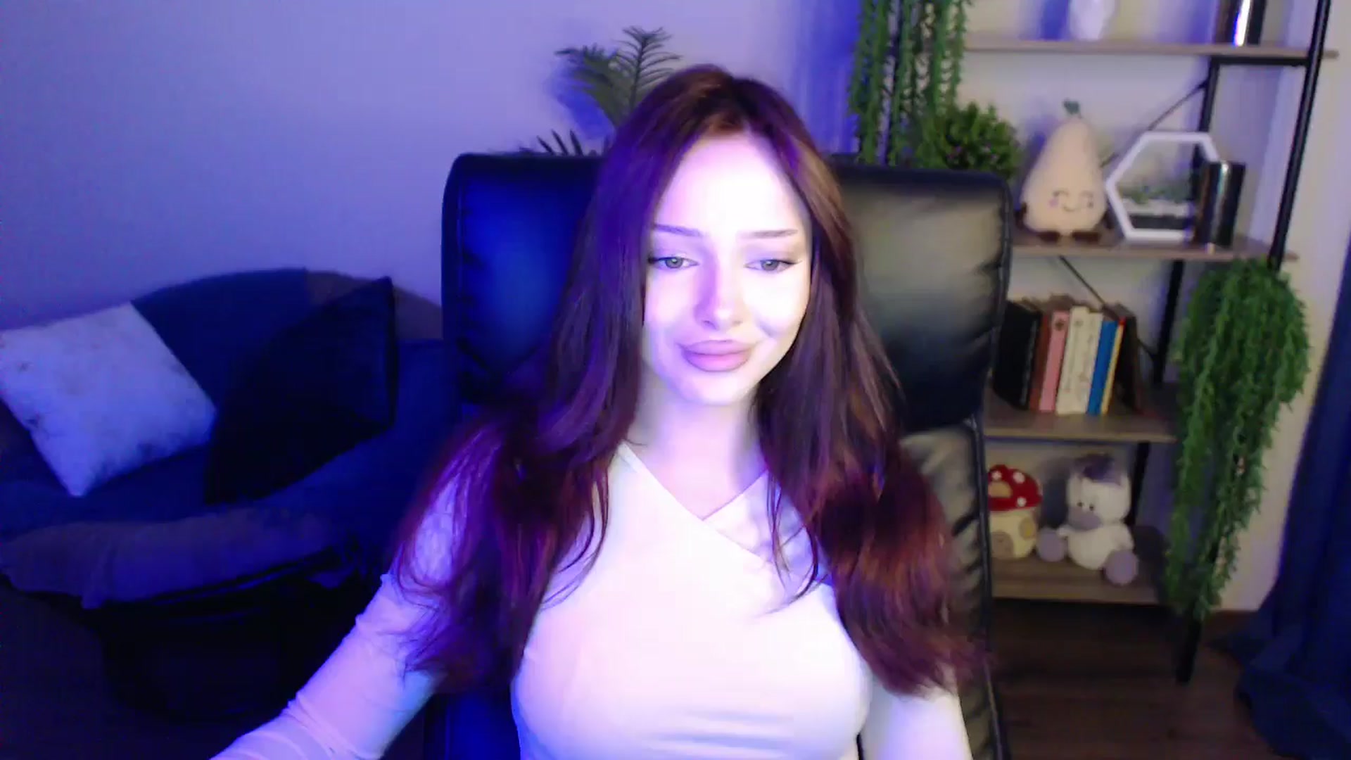 Gallery image thumbnail from KateManelli's myfreecams stream on, 04/01/2025, 11:00 image 1 of 20