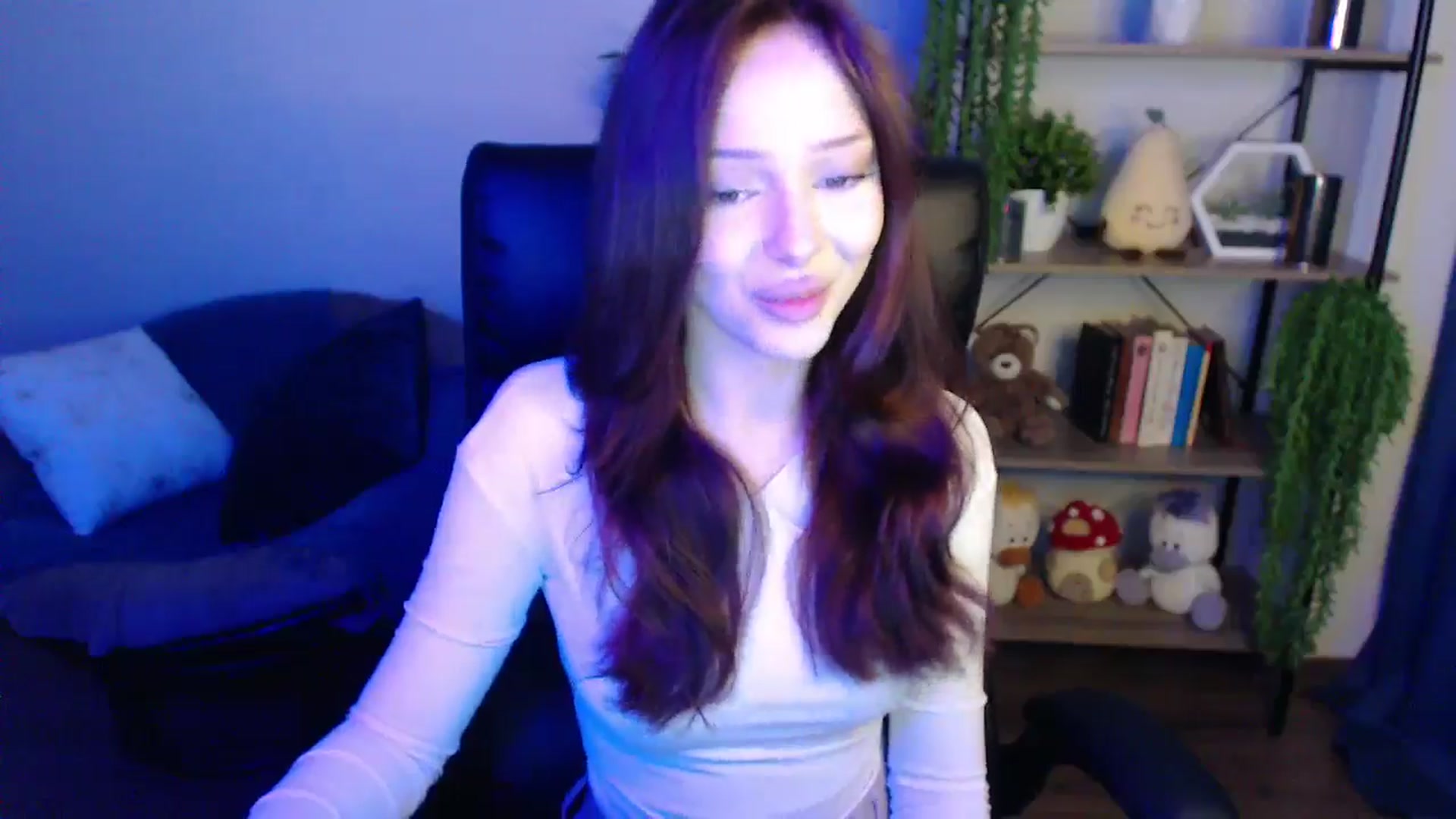 Gallery image thumbnail from KateManelli's myfreecams stream on, 04/01/2025, 11:29 image 6 of 20