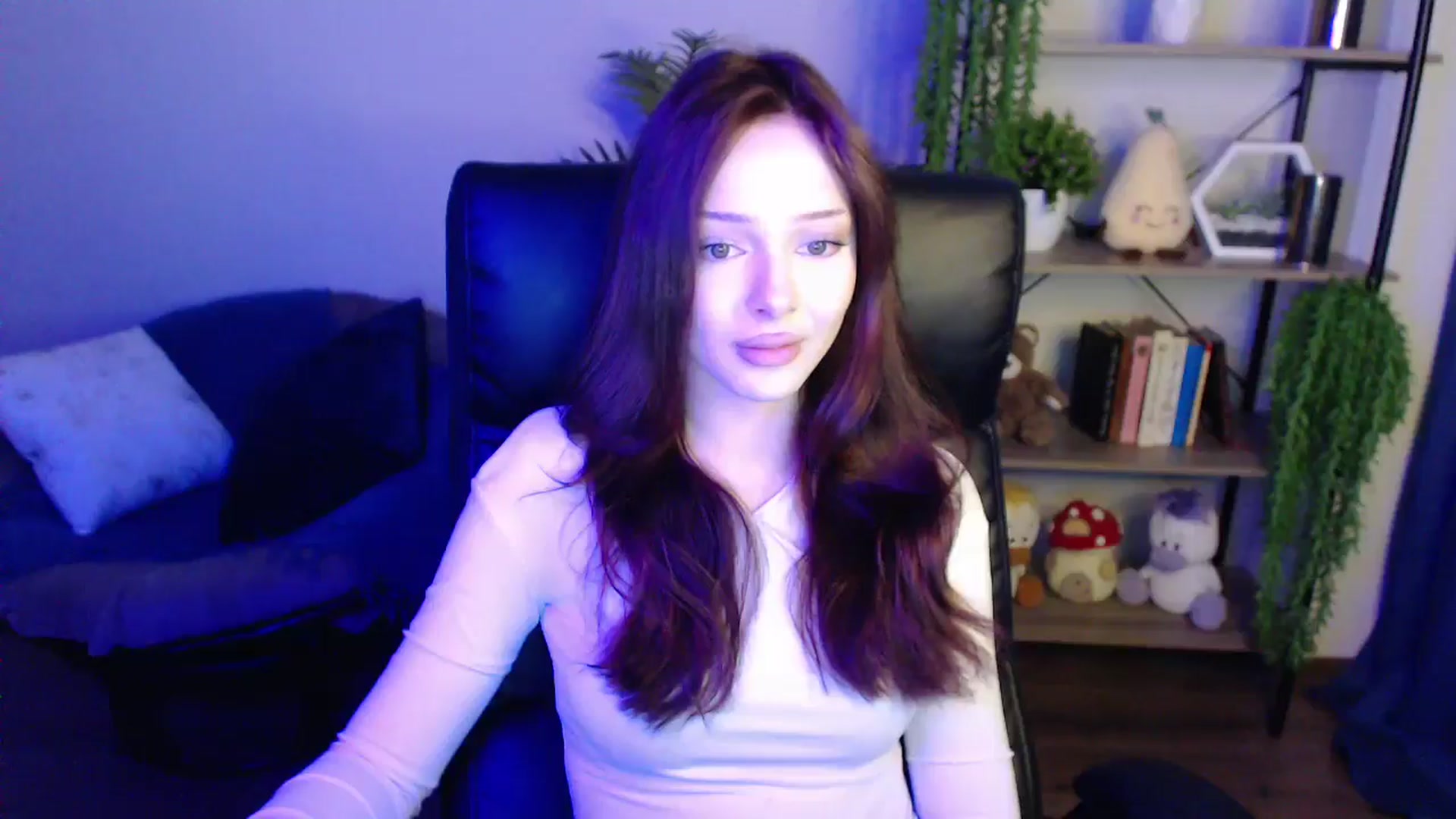 Gallery image thumbnail from KateManelli's myfreecams stream on, 04/01/2025, 11:29 image 8 of 20