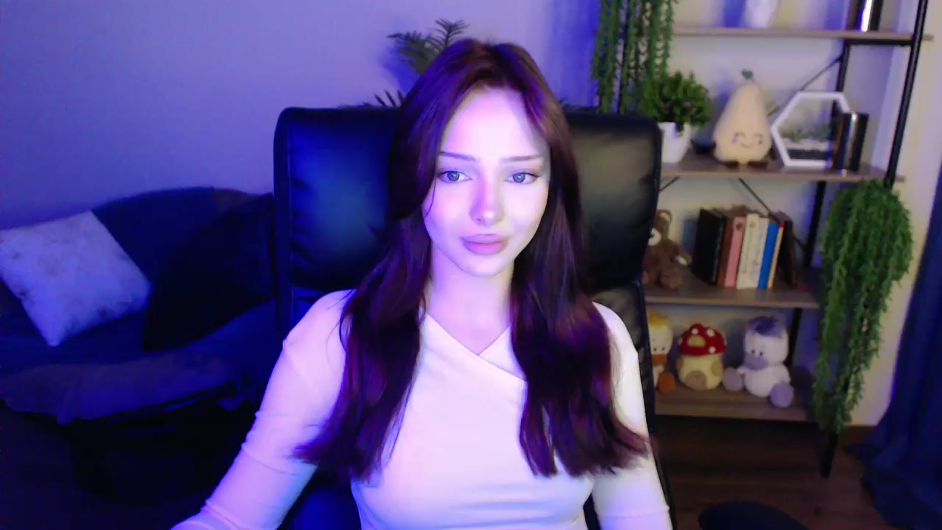 Gallery image thumbnail from KateManelli's myfreecams stream on, 04/01/2025, 12:43 image 7 of 20