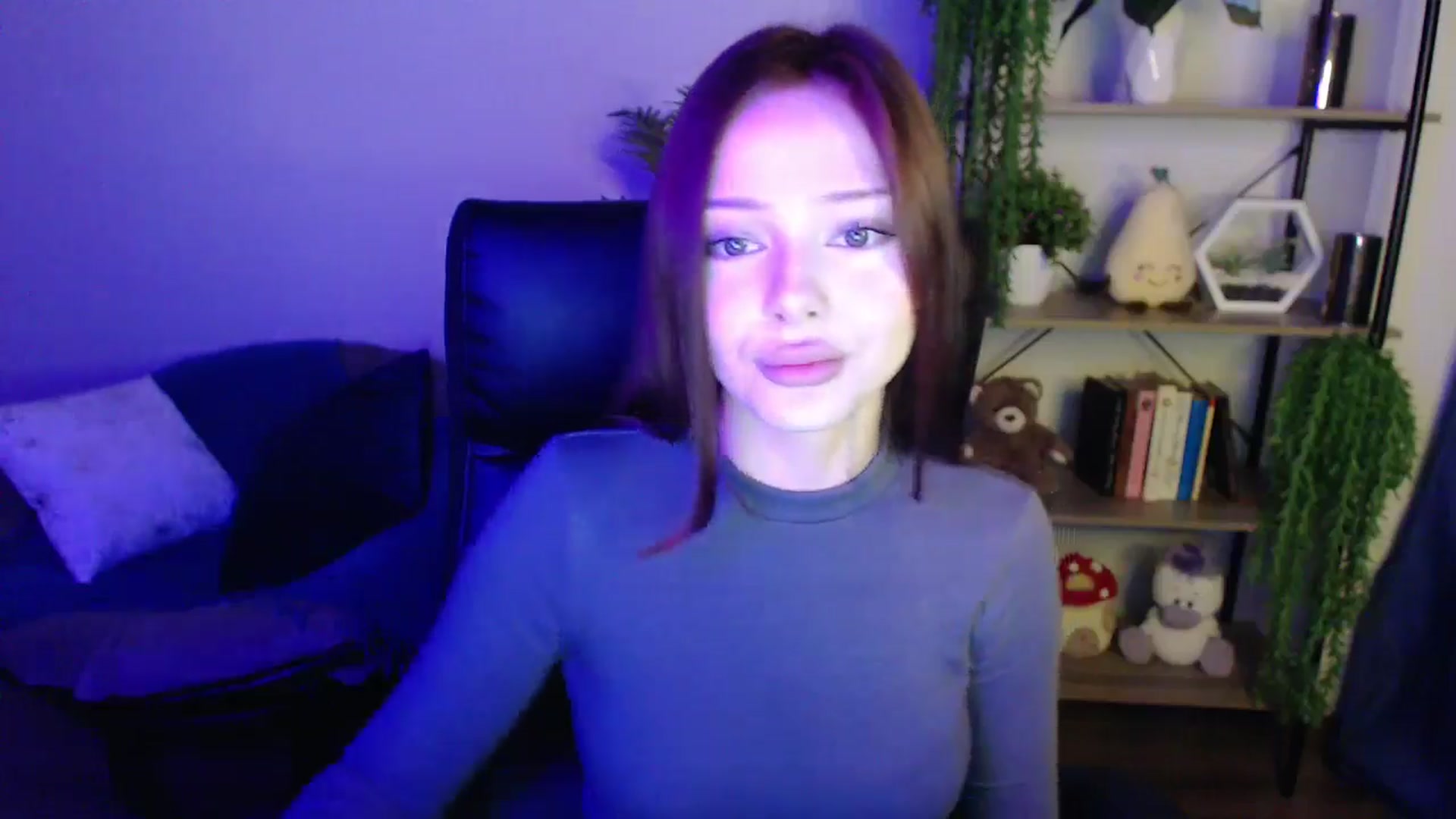 Gallery image thumbnail from KateManelli's myfreecams stream on, 04/04/2025, 08:48 image 8 of 20